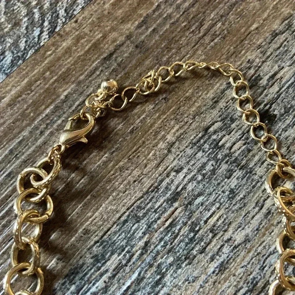 Gold /  Rhinestone Necklace - Picture 3 of 6